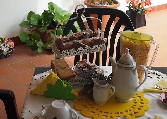 卡萨比路度假屋 *